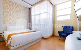 De Malang Sweet Homestay Syariah RedPartner